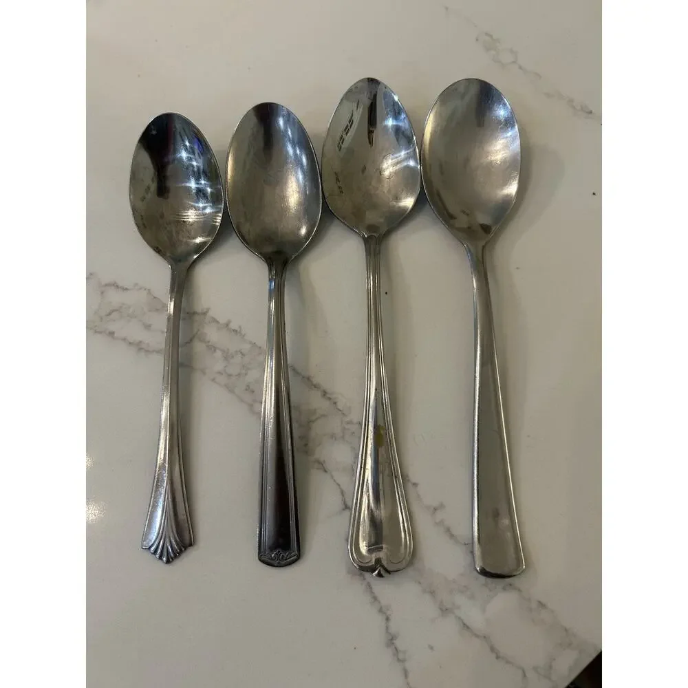 Vtg Lot of 4 Stainless‎ Dinner Spoons Assorted 8” Flatware Silverware